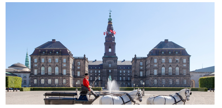 Podwalk für das dänische Parlament: WALL OF POWER